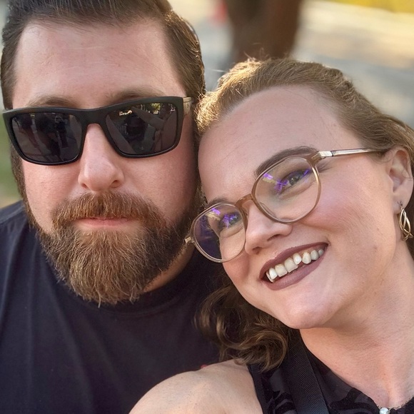 Meet your Posher, Kasey - Picture 2 of 2